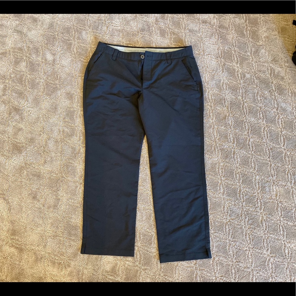 Great condition UA black golf pants 38/30